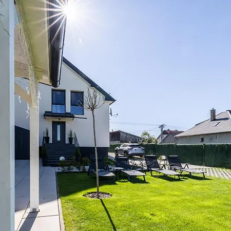 Serenity Апартаменты *